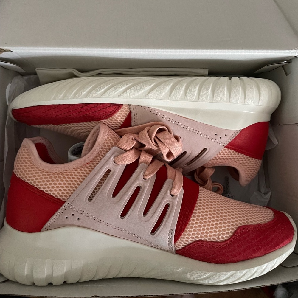 🎉SOLD ELSEWHERE🎉 Custom made Adidas